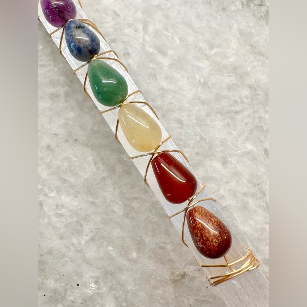 New Natural Shimmer Frosty Selenite Crystal Wand w/ Natural Chakra Gemstones - Picture 6 of 9